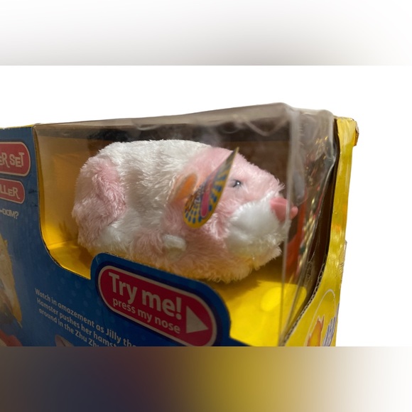 New Zhu Zhu Pets Deluxe Hamster House Starter Set with Jilly Stroller Baby Works - Picture 5 of 7
